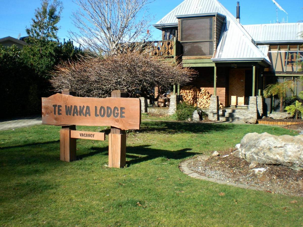 Te Waka Lodge Te Anau Εξωτερικό φωτογραφία